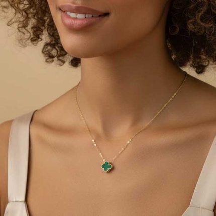 گردنبند ونکلیف سبز